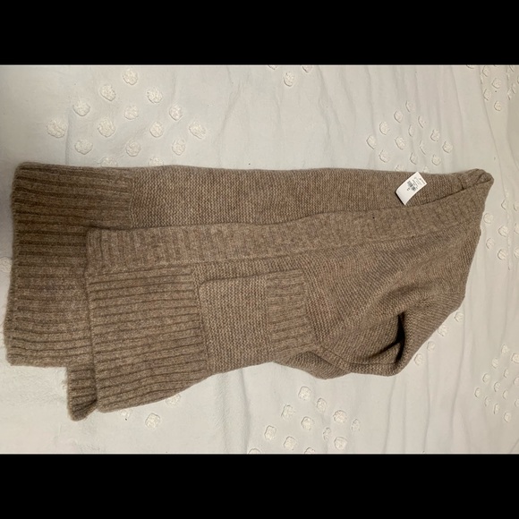 Old Navy cardigan - Picture 5 of 6